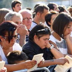 La cerimonia per le vittime del crollo di via Roma