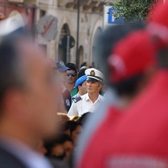 La cerimonia per le vittime del crollo di via Roma