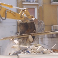 Crollo di via Roma il giorno dopo