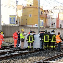 Incidente in via Milano, uomo investito dal treno