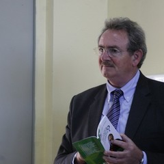 Don Aniello Manganiello al Liceo Scientifico "Cafiero"