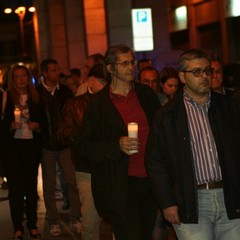 Tragedia di Brindisi, la fiaccolata per chiedere giustizia