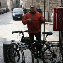 Gregorios Verroiotis, un giornalista in bici