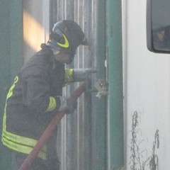 Incendio via Tramvia, intervengono i vigili del fuoco