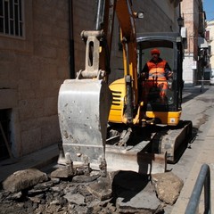 Via dei Greci sprofonda