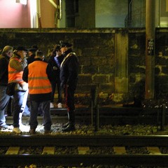 16enne travolto da un treno nei pressi del passaggio a livello di via Milano