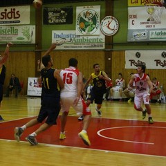 Basket, la Cestistica Barletta batte l'Olimpica Cerignola