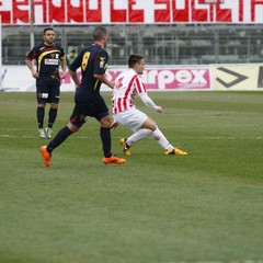 Barletta-Lecce 1-2, derby amaro per i biancorossi