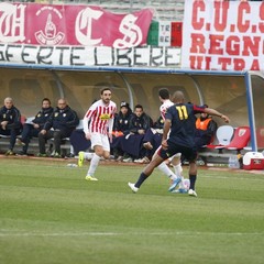 Barletta-Lecce 1-2, derby amaro per i biancorossi