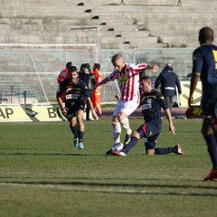 Barletta-Lecce 1-2, derby amaro per i biancorossi