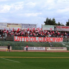 Barletta-Andria, uno spettacolo dentro e fuori dal campo