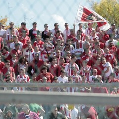 Andria-Barletta, festa e spettacolo anche sugli spalti