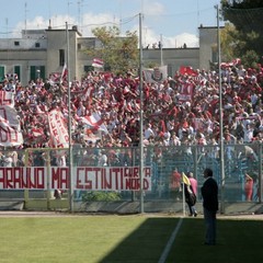 Andria-Barletta, festa e spettacolo anche sugli spalti