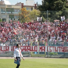 Andria-Barletta, festa e spettacolo anche sugli spalti