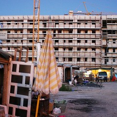 Degrado al campo rom nella periferia di Barletta