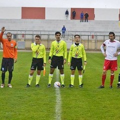 Vittorio Daddato dirige una terna arbitrale