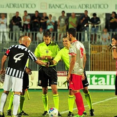 Calcio, la photogallery di Ascoli-Barletta