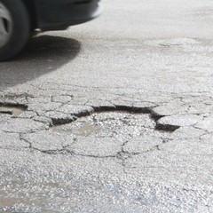 Guarda che buca, tra via Lattanzio e via Dibari