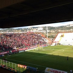 Calcio, Perugia-Barletta 3-0