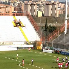 Calcio, Perugia-Barletta 3-0