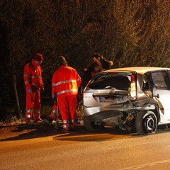 Incidente su via Canosa tra una Fiat Stilo e una Ford Fiesta