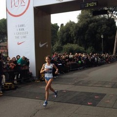 Veronica Inglese terza tra le italiane alla We Run Rome 2013