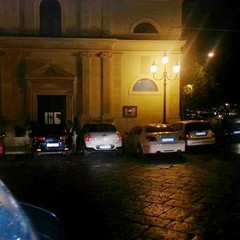 Parcheggi selvaggi a Via Mura del Carmine e Piazza Marina