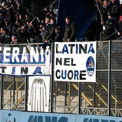 Calcio, la photogallery di Latina-Barletta