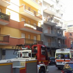 Vigili del fuoco in via Girondi