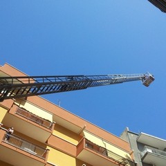 Vigili del fuoco in via Girondi