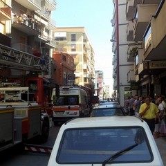 Vigili del fuoco in via Girondi