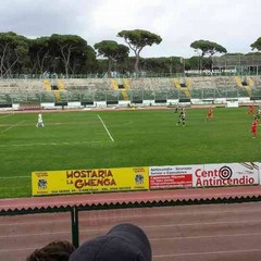 Viareggio-Barletta, tifosi biancorossi al "Bresciani"