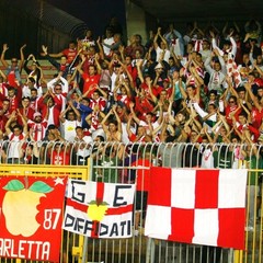 Tifosi del Barletta al "Via del Mare", a Lecce biancorossi da record