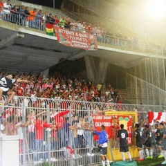 Tifosi del Barletta al "Via del Mare", a Lecce biancorossi da record