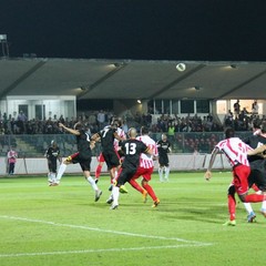 Calcio, Barletta-Benevento 0-1