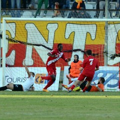 Calcio, Messina-Barletta 0-2