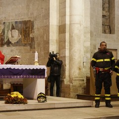 Santa Barbara, i vigili del fuoco festeggiano il 2014