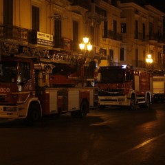 Santa Barbara, i vigili del fuoco festeggiano il 2014