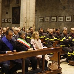 Santa Barbara, i vigili del fuoco festeggiano il 2014