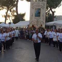 Barletta festeggia i Santi Patroni in processione