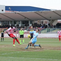 Calcio, Barletta-Lupa Roma 0-2