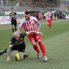 Calcio, Barletta-Lupa Roma 0-2