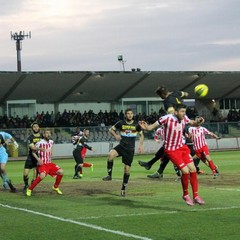 Calcio, Barletta-Lupa Roma 0-2