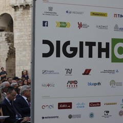 DigithON: uno sguardo al futuro di economia, media e informazione