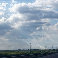 Fumo in periferia, ma si tratta di un incendio fuori città