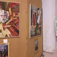 Tutti i colori dell’arte nella mostra “Migrazioni in campo colore”
