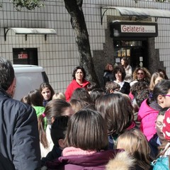 pulizia dei muri alla d azeglio presente il sindaco pasquale cascella 11