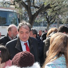 pulizia dei muri alla d azeglio presente il sindaco pasquale cascella 8