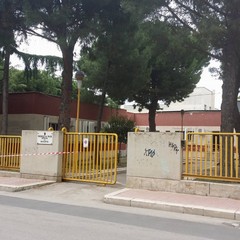 Valigetta sospetta al Tribunale di Barletta