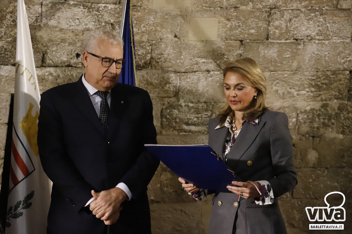 Assegnate a Barletta onorificenze al Merito della Repubblica e all’Ordine Equestre del santo Sepolcro